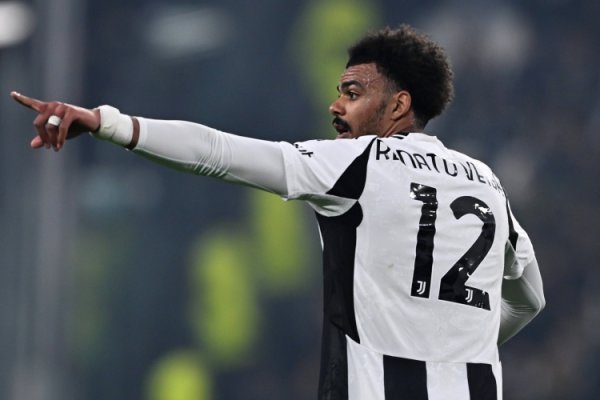 行将迎来夏日第六签？阿斯：马竞签切尔西后卫维加获得首要证明