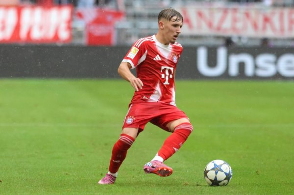 德媒：伦纳特-卡尔接近与拜仁续约至2026年之后，研究已接近尾声