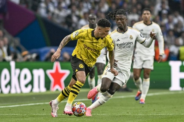 记者：由于连年发达停滞不前＋老本高，多特对签回桑乔合手质疑格调