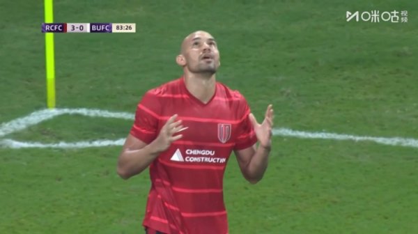 费利佩谈进球庆祝四肢：献给我耗费的大姨，另一边的她给我了运谈