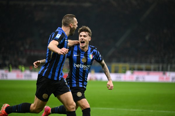 迪马：亚特兰大与海外不绝琢磨扎莱夫斯基，转会身价估值1500万欧