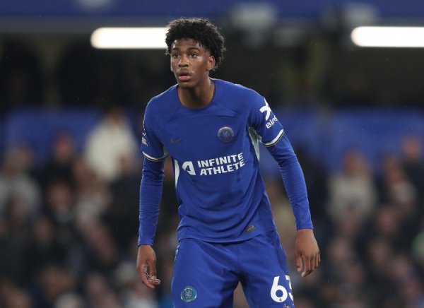 约什-阿奇姆彭：英超很难踢，但我仅仅当普通比赛那样负重致远