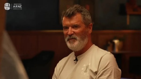 基恩晒曼联工夫合同：同期签了多份合同，2000年基础周薪2万镑