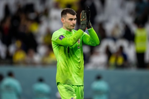 卫报：诺丁汉丛林商谈引进利瓦科维奇，若价钱符合费内巴切愿放东说念主