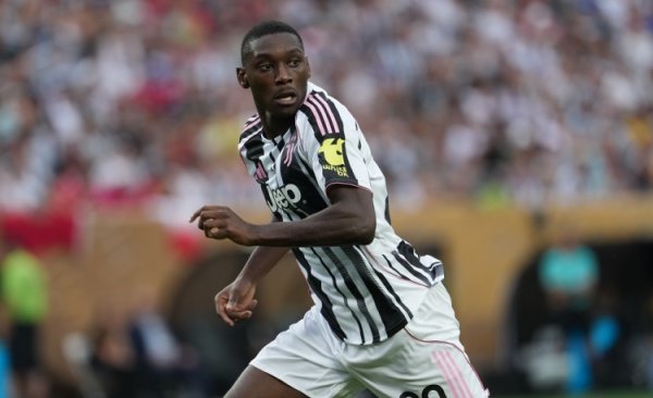 米体：尤文与巴黎就穆阿尼转会谈判陷僵局，弗拉霍维奇是最大阻挠