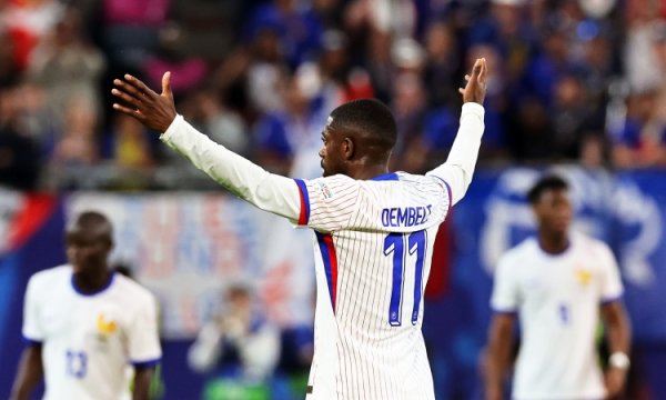 队报：登贝莱未进入周二的法国队稽查，仍在进行康复稽查