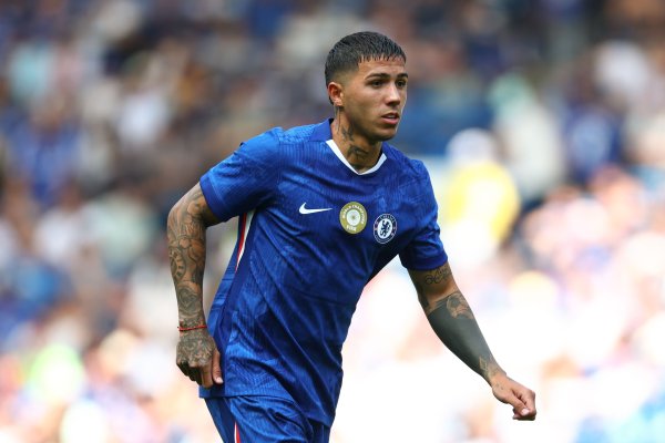 恩佐切尔西糊口第二次在英超单场传射立功，前次是昨年对莱斯特城