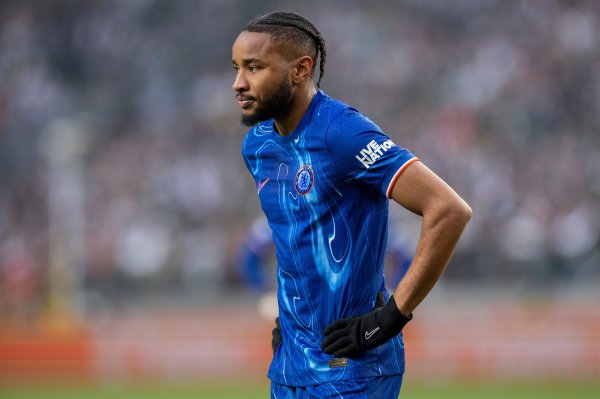 记者：米兰已与切尔西杀青初步契约，正远程敲定恩昆库来回