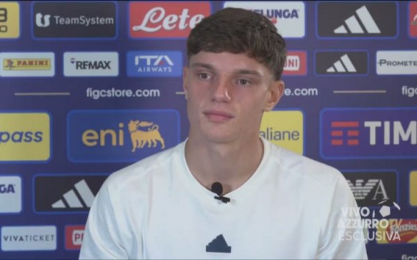 莱奥尼：初次入选意大利队是种难以言喻的清翠，我感到无比自重