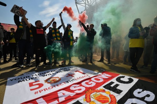 邮报：曼联球迷筹画结合俱乐部各球迷团体，互助起义俱乐部决议