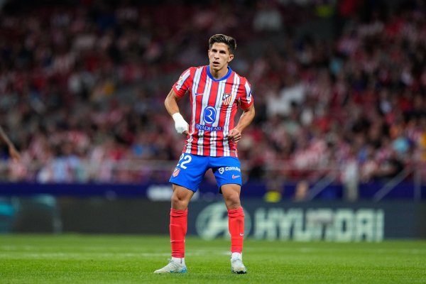 马卡：马竞对赤军传球得胜407次得胜率86% 小西蒙尼跑动12517米