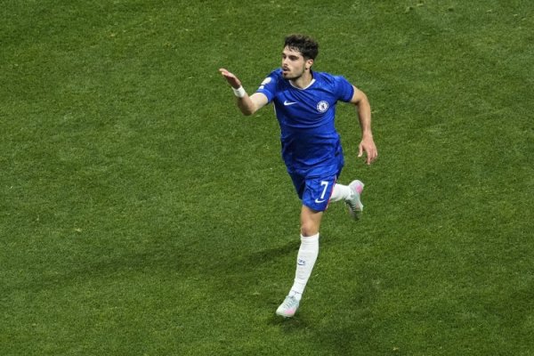 内托：今天全队展现出了武断的韧性 咱们本不错更好地摈弃比赛