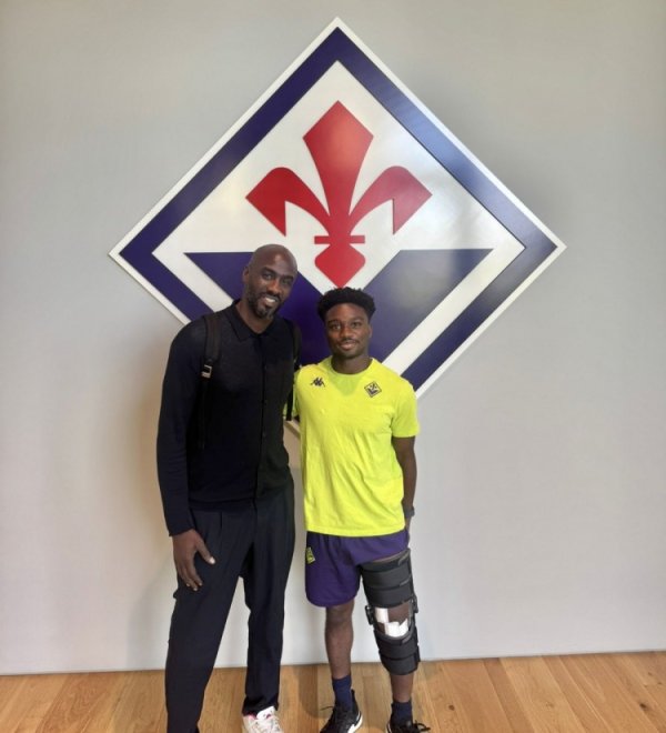 加纳队主帅阿多拜访兰普泰，球员十字韧带扯破袭取手术