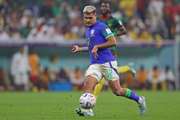 涟漪途中窗户闹翻！巴媒：吉马良斯、乔林顿与巴西队汇合行程受阻