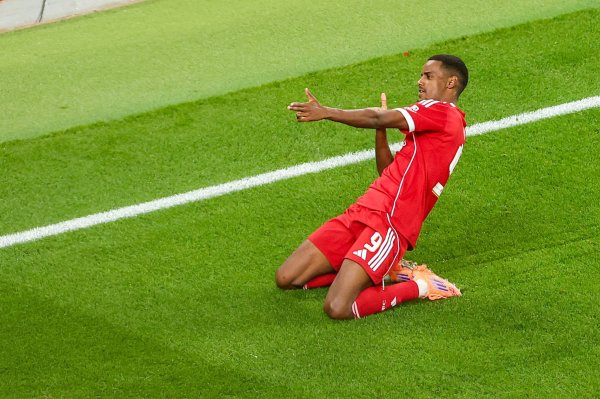 伊萨克：离开纽卡后没和埃迪-豪疏导过，当年的事就翻篇吧