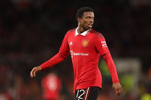 炸弹小队！曼晚：马拉西亚和阿莫林干系破碎，加拉塔萨雷成心签下