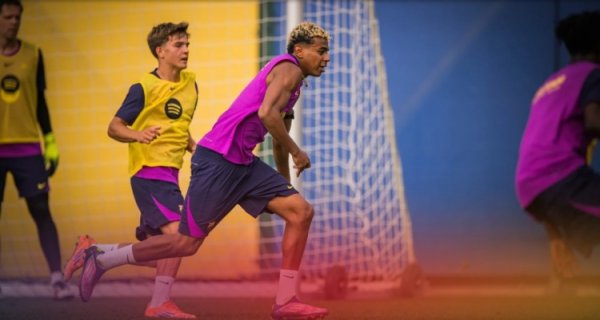 伤员追溯！巴萨官方：费尔明和亚马尔随队参与当天合练