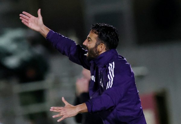 尘封118年记录，曼联还未畅达两个赛季在客场驯顺联赛卫冕冠军