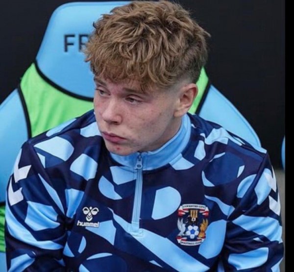 邮报：曼联怜惜考文垂16岁抨击型中场乔治-谢泼德