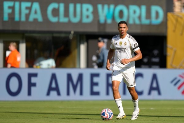 好音问！记者：阿诺德、卡瓦哈尔当天复原团队磨练