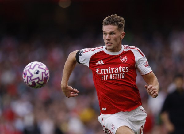 舍伍德：我从未质疑过约克雷斯，他有那种矢志不渝的脾气