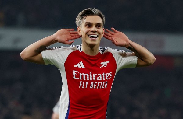 打败水晶宫! 特罗萨德: 很难说这赛季为啥证实好, 咱们即是念念赢球