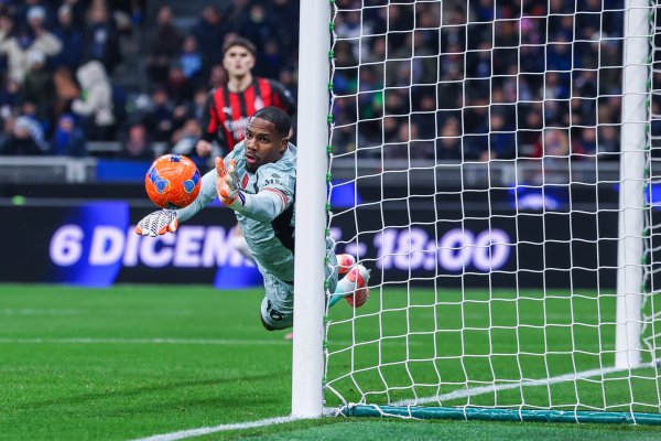 意媒：国米梦思明夏免签迈尼昂 该转会兼具时间价值+打击同城死敌