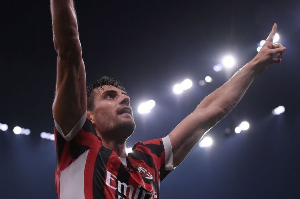 加比亚：米兰球衣条件咱们争取最佳的效果，但愿是一个好意思好的赛季