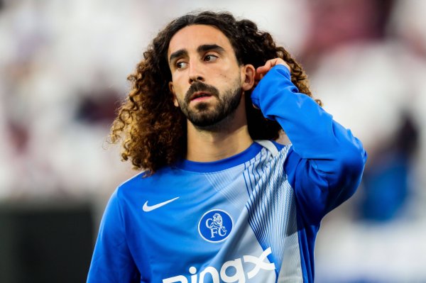 库库雷利亚：瓜帅思签我时以至喜悦跪着去，但那时布莱顿要价太高