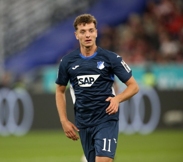 记者：阿斯拉尼解约金2500万到2900万欧，拜仁多格外多队特意